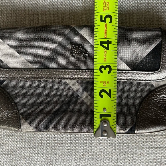 Burberry Wristlet - Picture 3 of 6